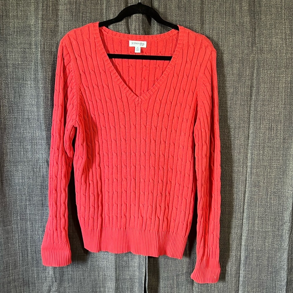 St. John’s bay salmon knit vneck sweater size XL